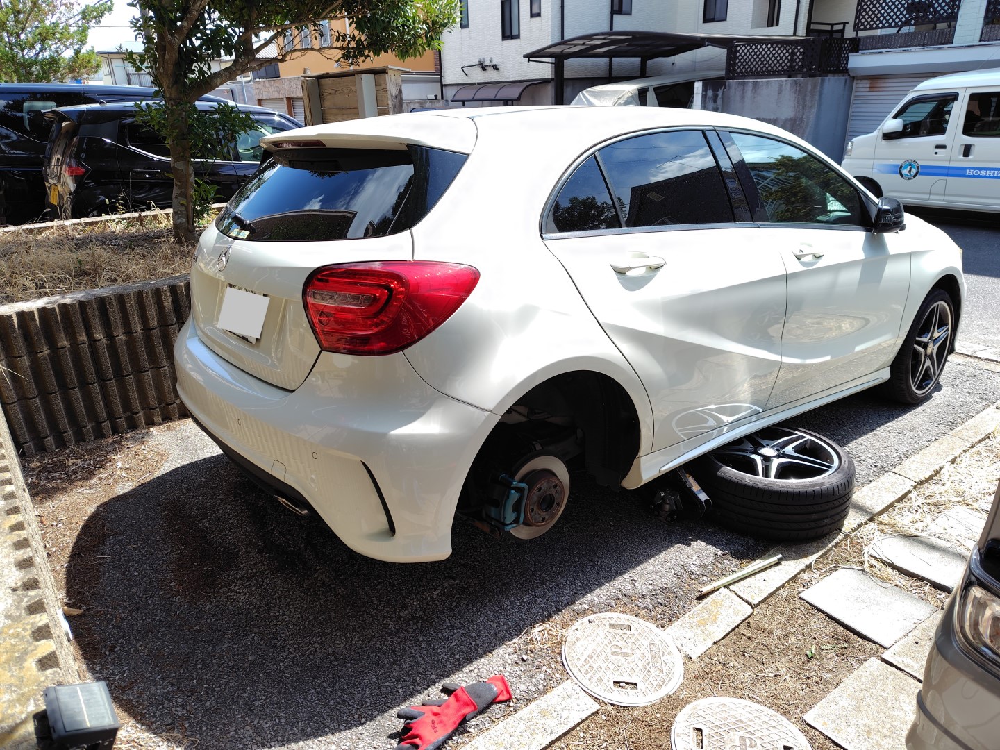 ABSチェックランプ点灯 右後ろスピードセンサーの交換